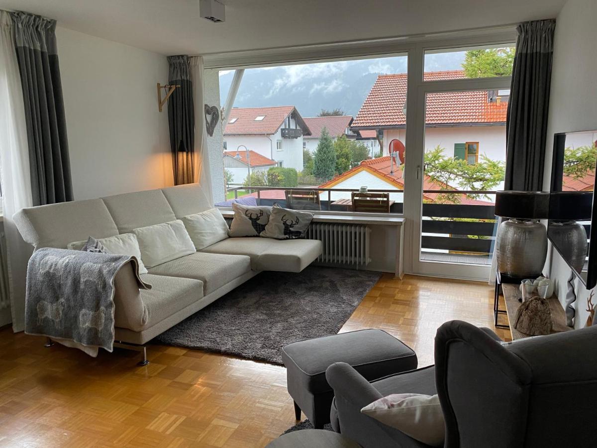 Ludwigslust - Ferienappartement Mit Bergblick Schwangau Exterior foto