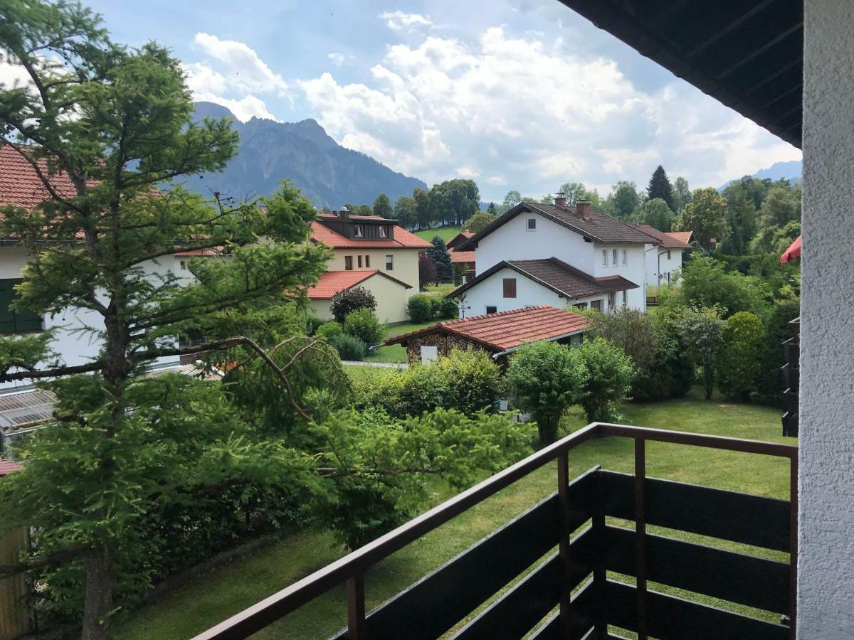 Ludwigslust - Ferienappartement Mit Bergblick Schwangau Exterior foto